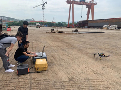 长江重庆航运工程勘察设计院运用无人机开展地形测量工作